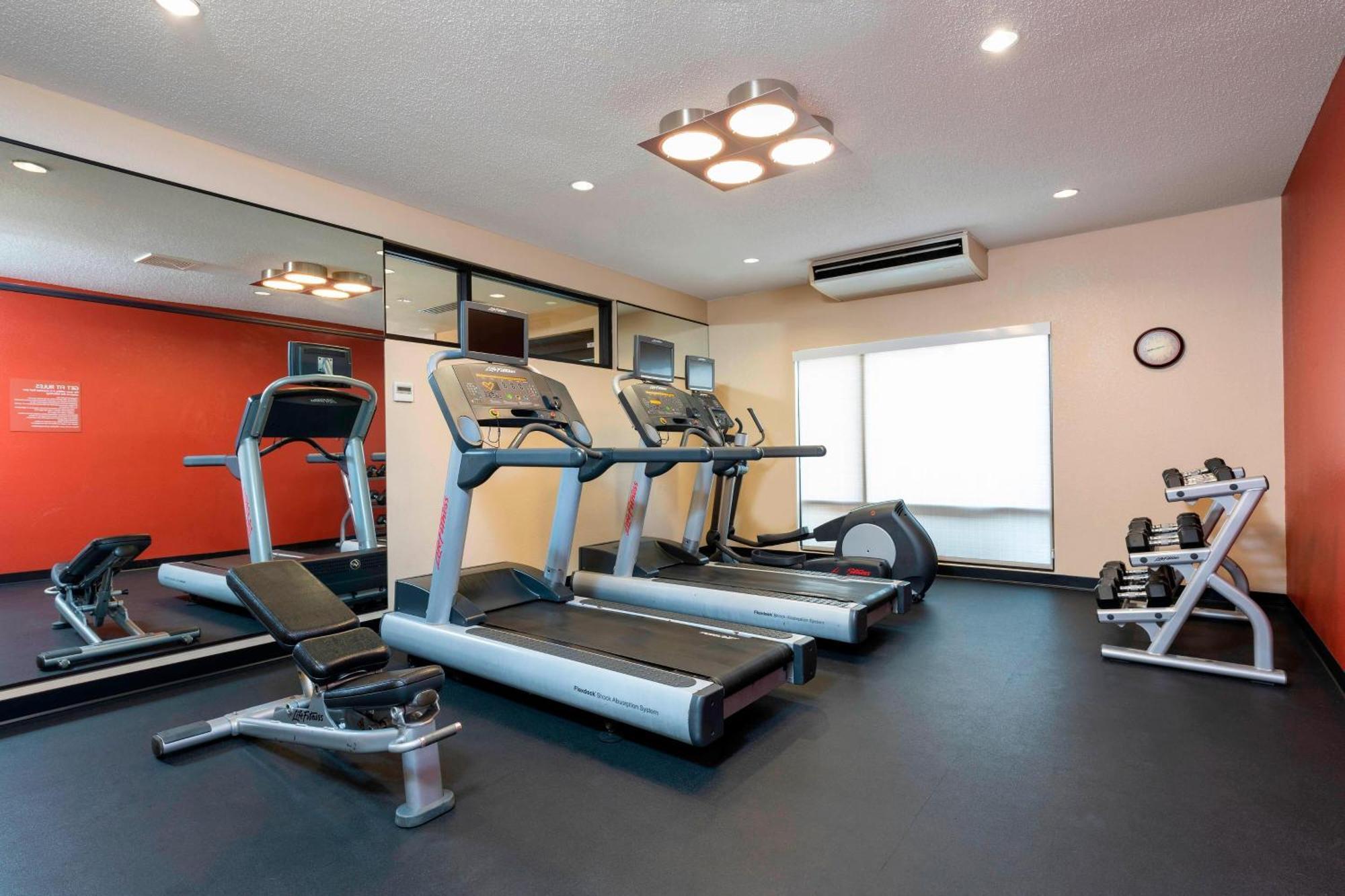 Towneplace Suites Fort Wayne North Dış mekan fotoğraf